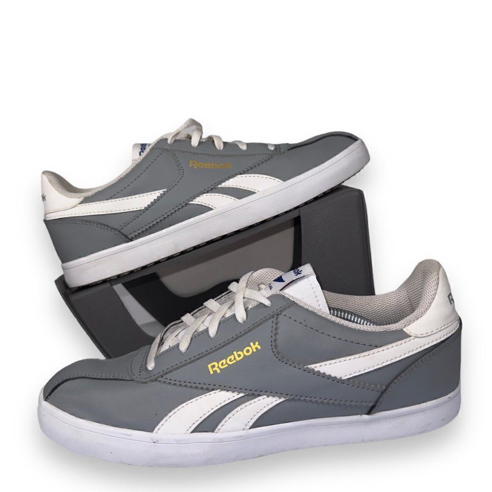 Reebok Royal Flag Casual Sneakers Grey / White M42629 Youth 6.5 Women's 8